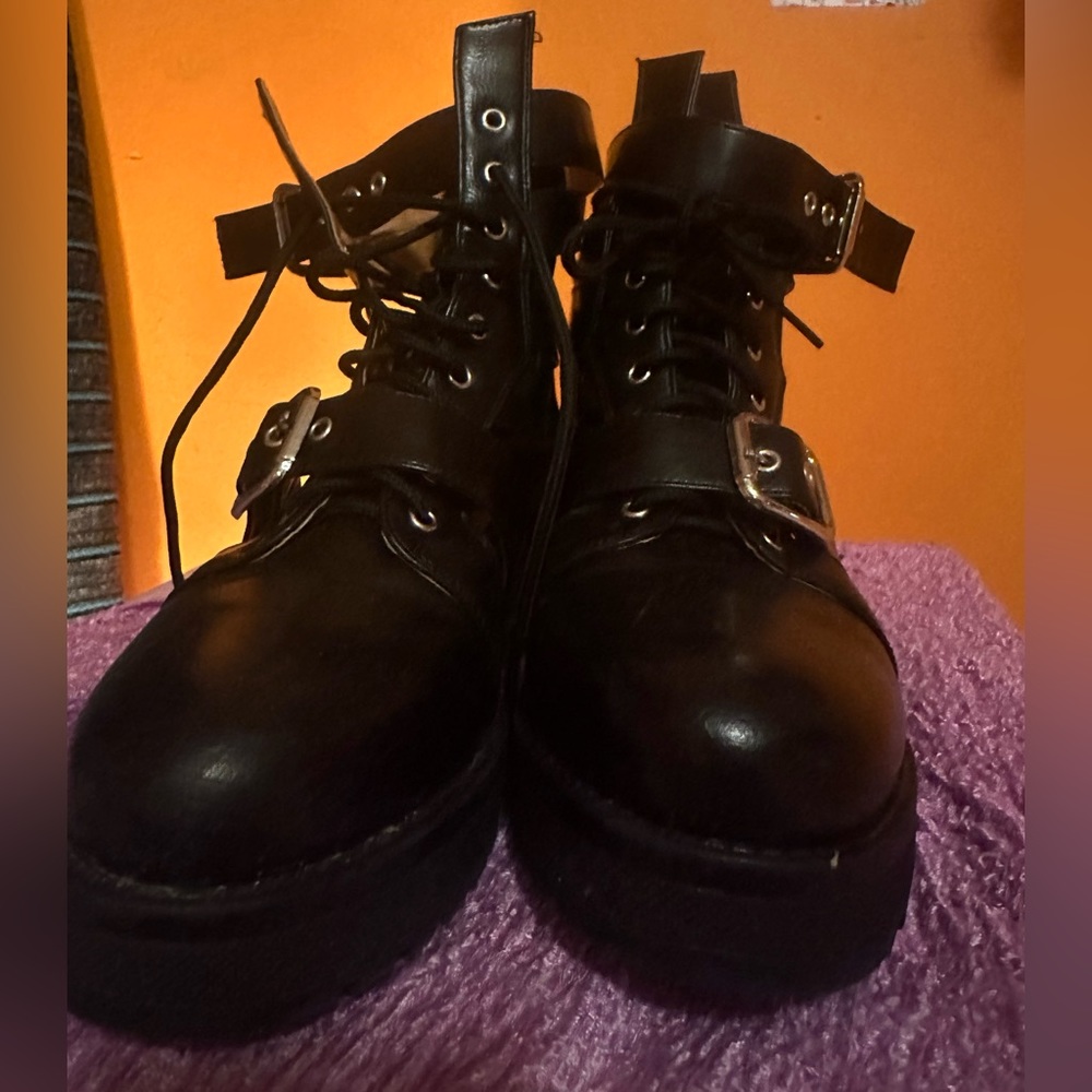 Day-vine high fashion Gothic Channel style straps buckles peek a boo boots